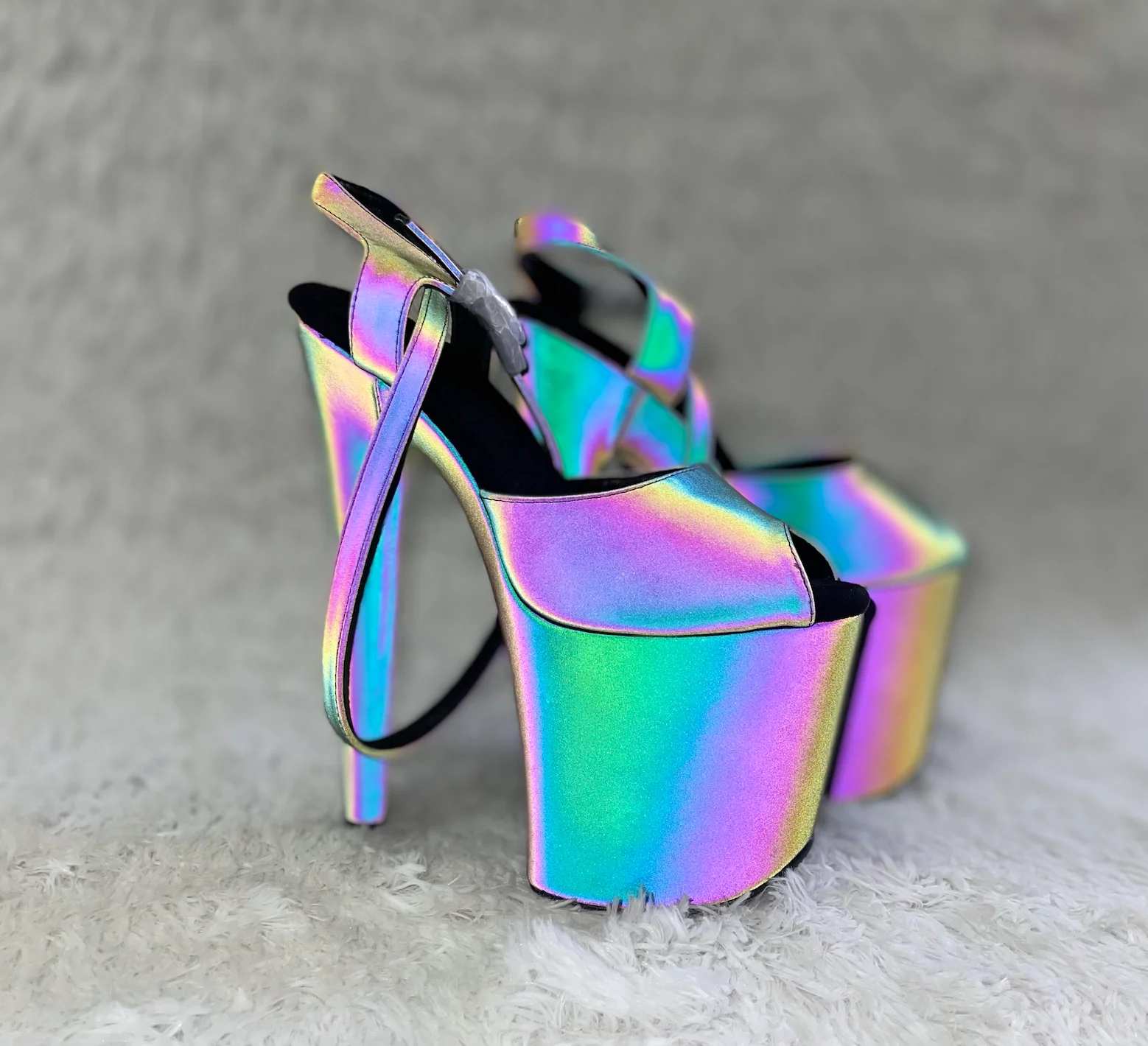 "BEYOND" Sandals - Image 4
